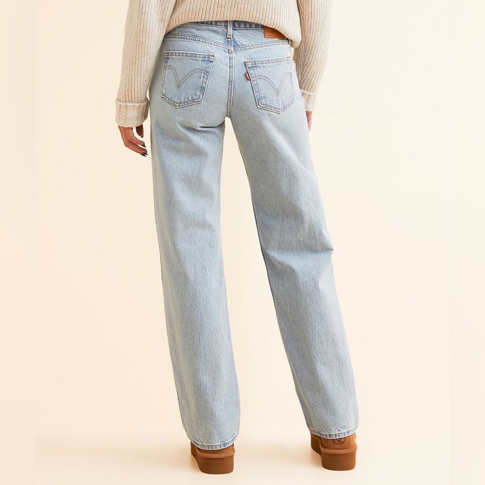 Levi Low Loose Jeans